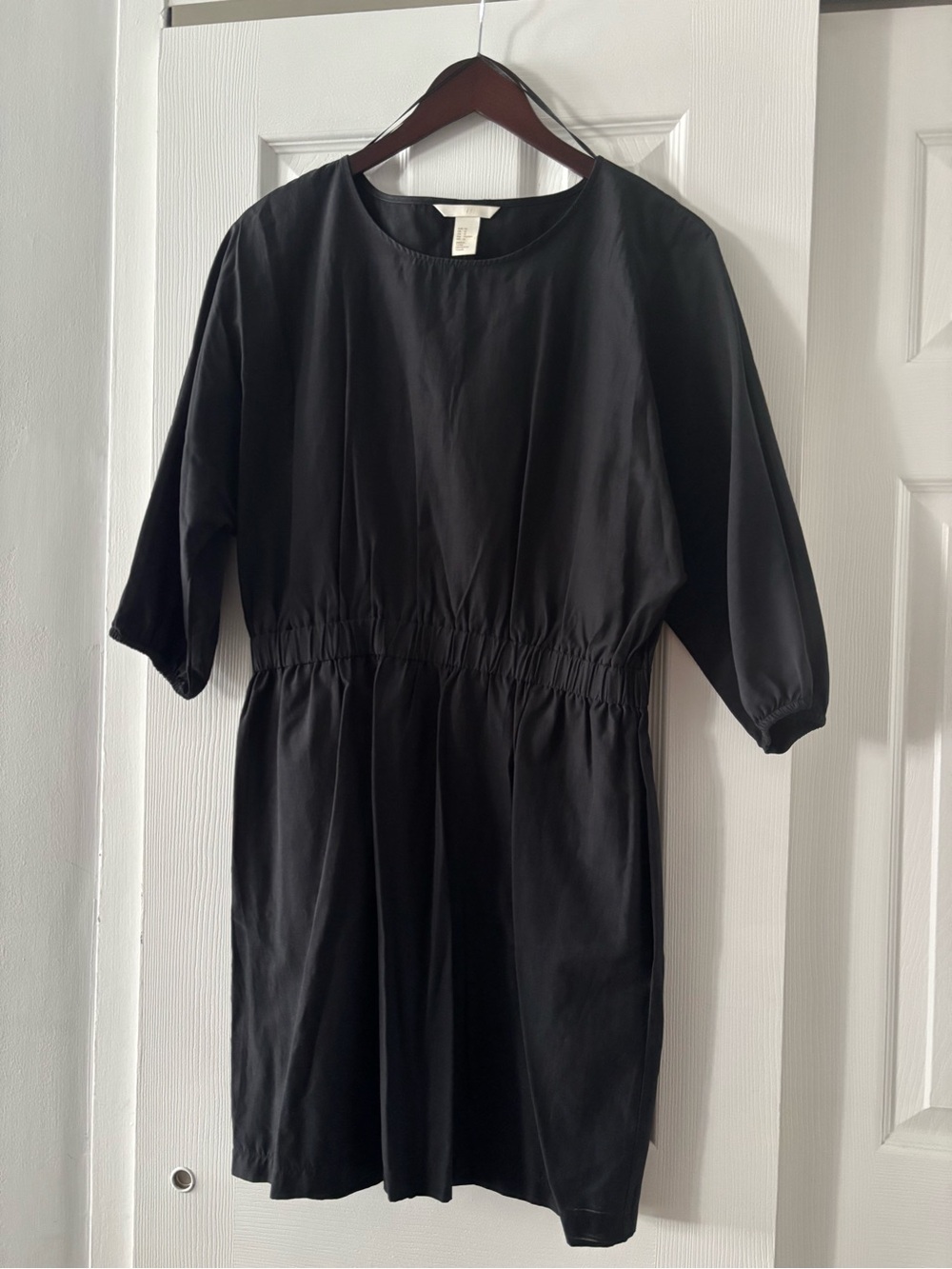 H&M Black Short-Sleeve Elastic-Waist Mini Dress
